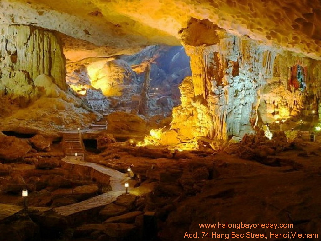 Halong Bay Private Cruise Tour